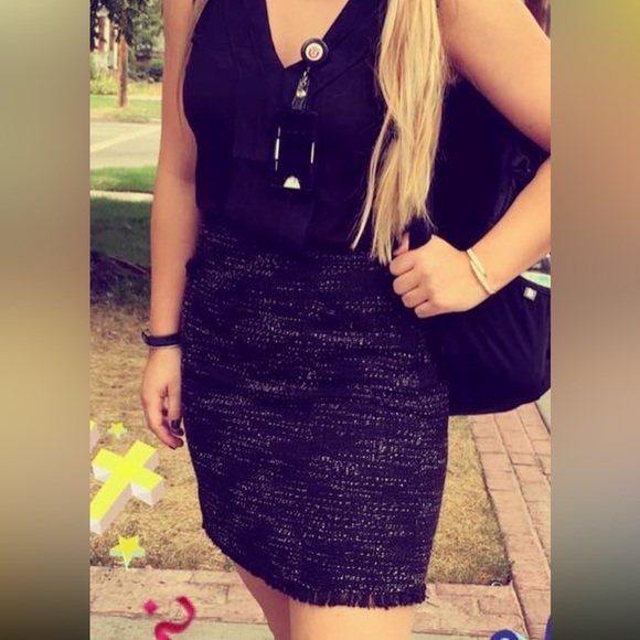 Loft Black Zip-Up Tweed Shift Skirt - Picture 9 of 9